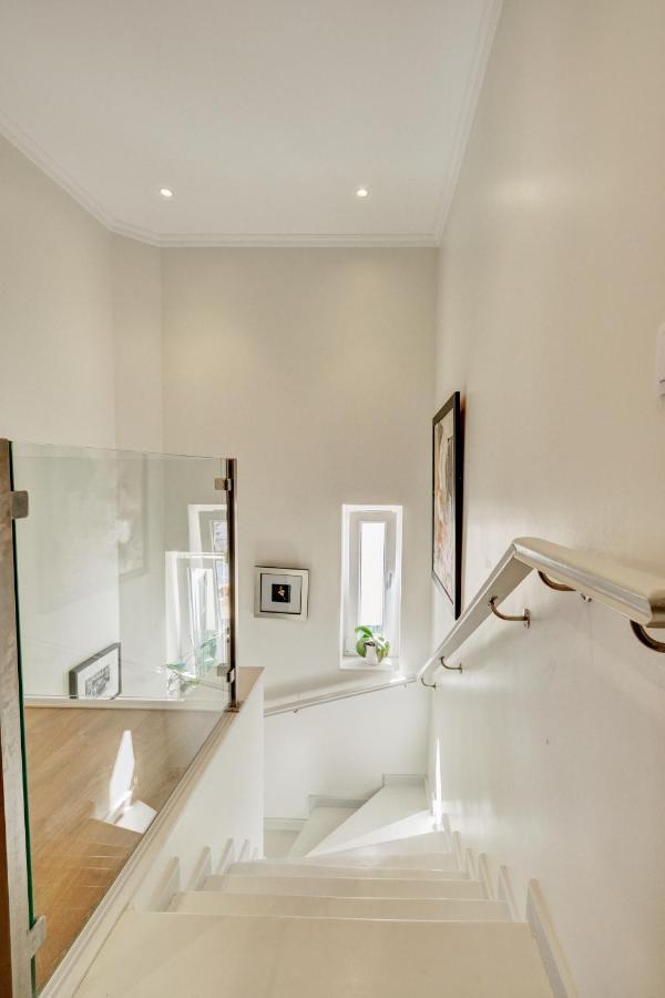 Comfortable Town House In Quiet Area By Lovelystay Lisbon