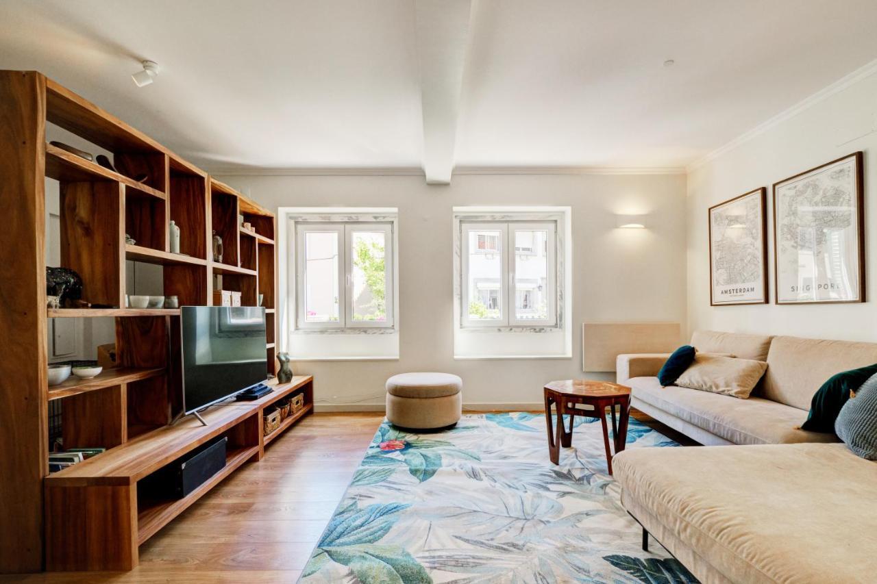 Holiday home Comfortable Town House In Quiet Area By Lovelystay