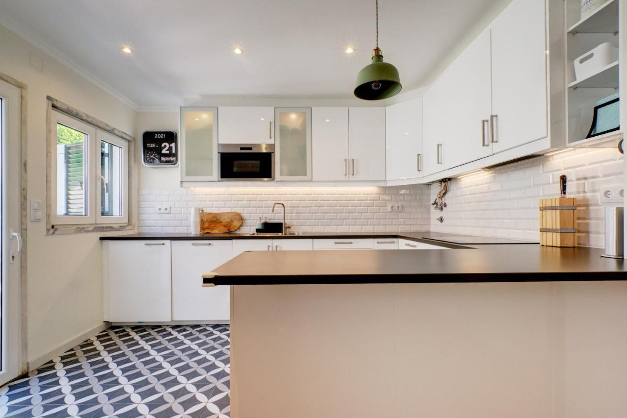 Holiday home Comfortable Town House In Quiet Area By Lovelystay