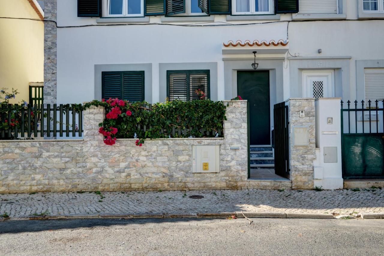 Holiday home Comfortable Town House In Quiet Area By Lovelystay Lisbon